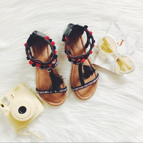 ✨ Faux Leather Tribal Sandals in Black - Picture 2 of 4